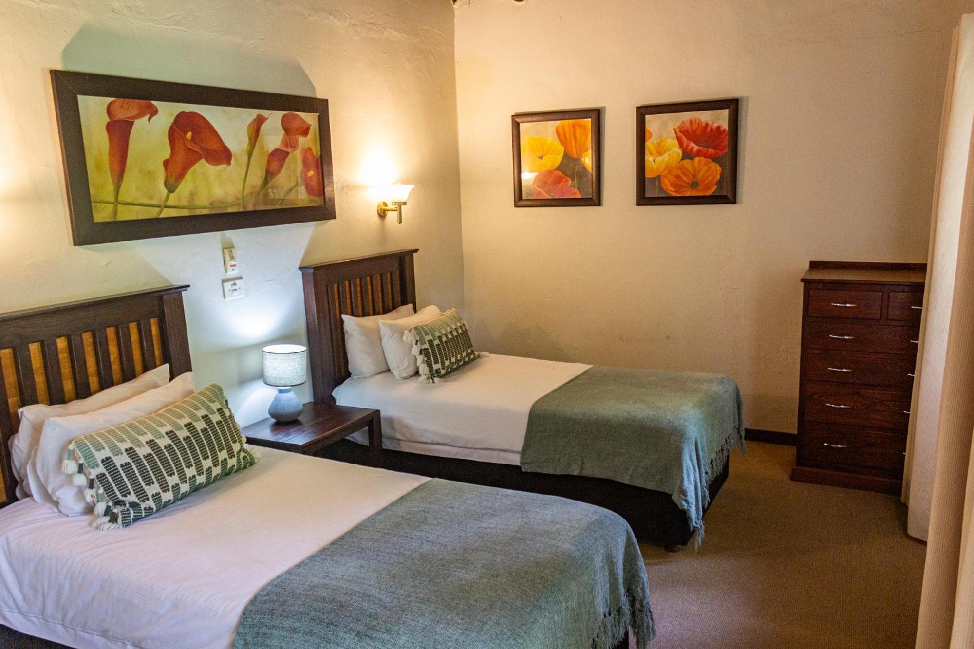 Hotel Numbi & Garden Suites Hazyview Ngoại thất bức ảnh