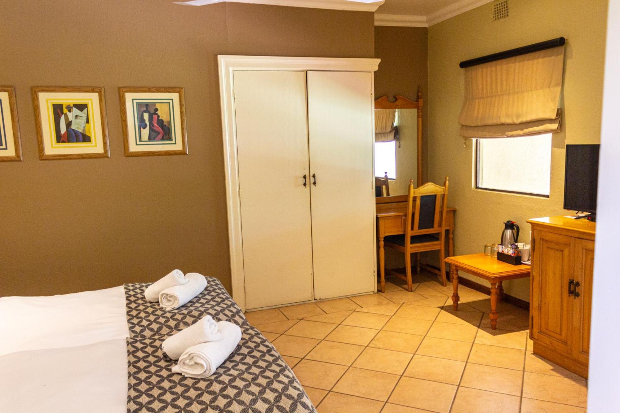 Hotel Numbi & Garden Suites Hazyview Ngoại thất bức ảnh